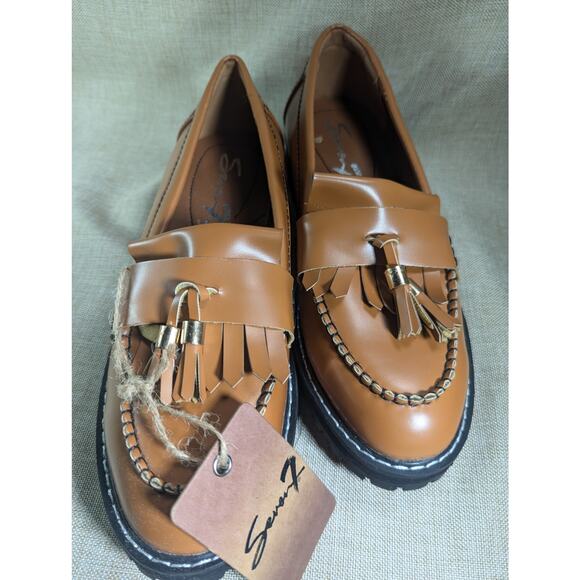 Seven 7 Black Shoes Loafers Size 9 Slip On Tassel Lug Sole Tan Brown Seven7 - Picture 3 of 7